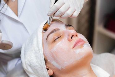 Why Regular Facial Treatments Are Important for Maintaining Skin Beauty