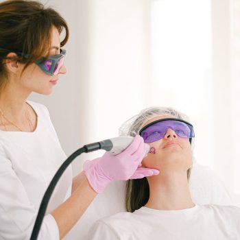 How to Address Common Skin Problems with Laser Therapy